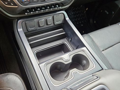 Used 2015 Chevrolet Silverado 2500 LTZ w/ LTZ Plus Package image 15