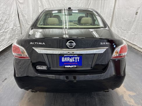 Used 2015 Nissan Altima 3.5 SL FWD image 7