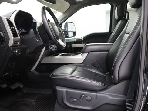 Used 2021 Ford F250 Lariat AWD/4WD image 8