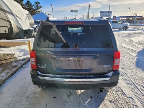 Used 2016 Jeep Patriot 4WD image 6