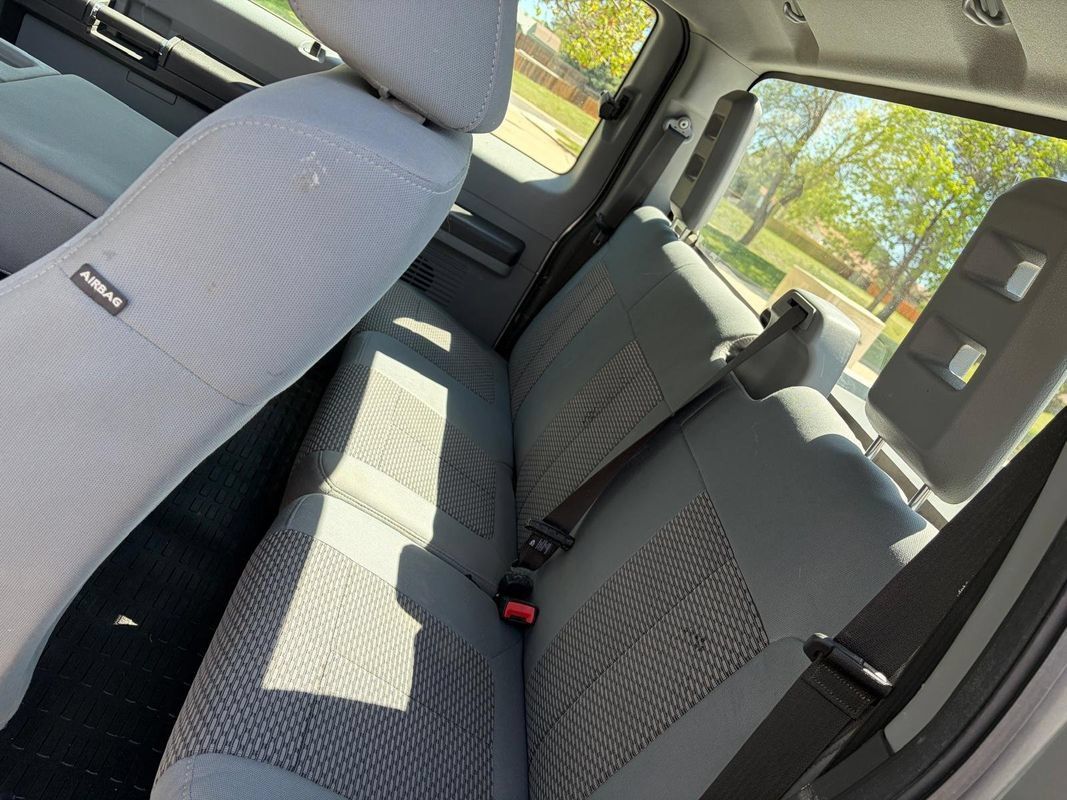 Used 2015 Ford F250 XL w/ Power Equipment Group AWD/4WD image 18