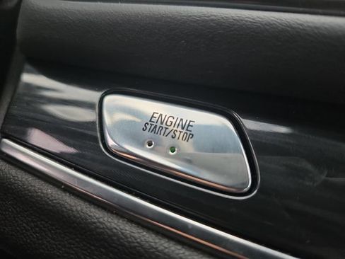 Used 2023 Buick Enclave Essence w/ Experience Buick Package FWD image 23