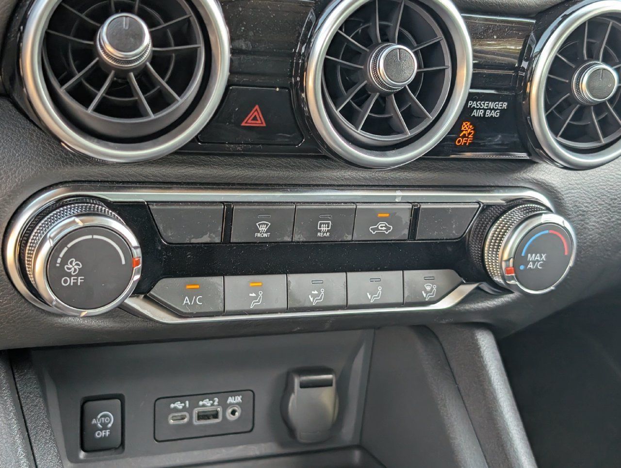 Certified 2025 Nissan Sentra SV w/ Trunk Package FWD image 17