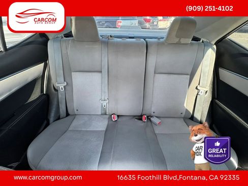 Used 2014 Toyota Corolla LE image 38