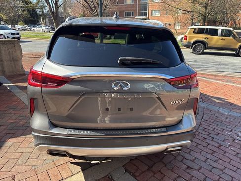 Used 2019 INFINITI QX50 Essential w/ Proactive Package image 6