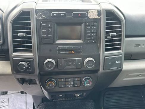 Used 2019 Ford F550 4x4 Regular Cab Super Duty image 13