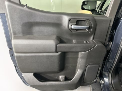 Used 2021 Chevrolet Silverado 1500 Custom image 24