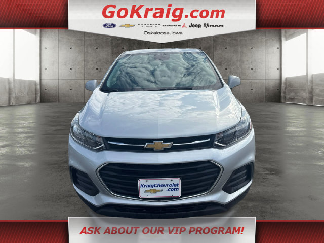 Used 2020 Chevrolet Trax LS w/ Tint and Cruise Package FWD image 2