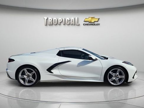 Used 2025 Chevrolet Corvette Stingray Convertible w/ 1LT RWD image 7
