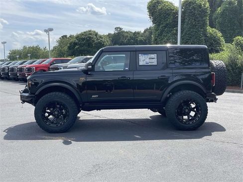 New 2025 Ford Bronco Badlands image 31