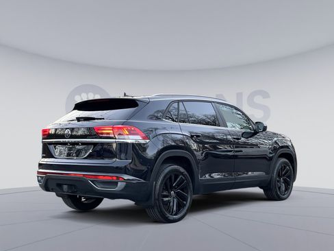 Used 2022 Volkswagen Atlas Cross Sport SE image 5