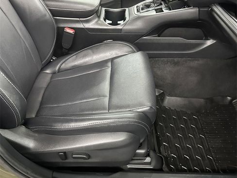 Used 2023 Subaru Outback Limited image 40