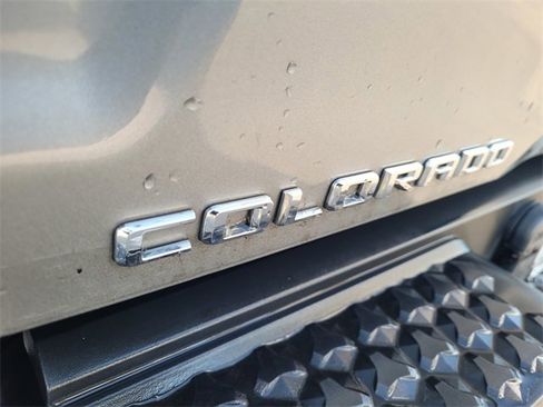 Used 2023 Chevrolet Colorado LT w/ LT Convenience Package II image 23