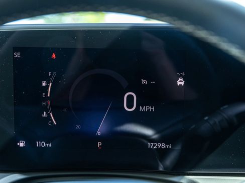 Used 2025 Buick Encore GX Preferred FWD image 17