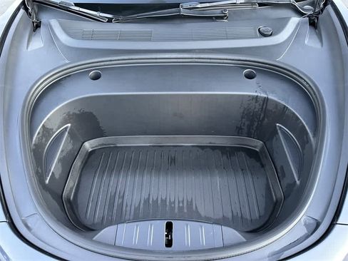 Used 2022 Tesla Model 3 Performance image 9