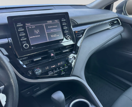 Used 2024 Toyota Camry LE FWD image 3