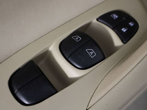 Used 2017 Nissan Altima 2.5 SL w/ Technology Package image 22