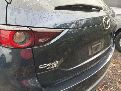 Used 2017 MAZDA CX-5 Touring w/ I-ACTIVSENSE Package AWD/4WD image 8