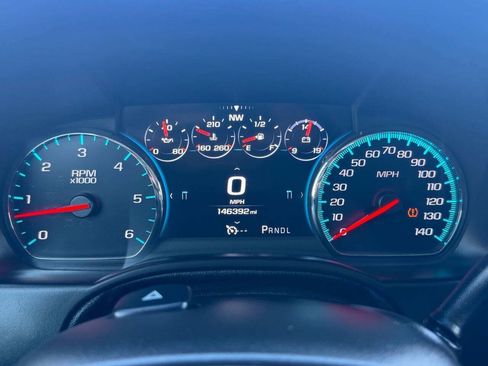 Used 2017 Chevrolet Tahoe LT image 25