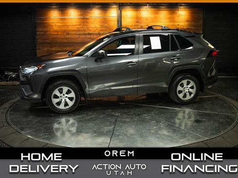 Used 2021 Toyota RAV4 LE FWD image 1