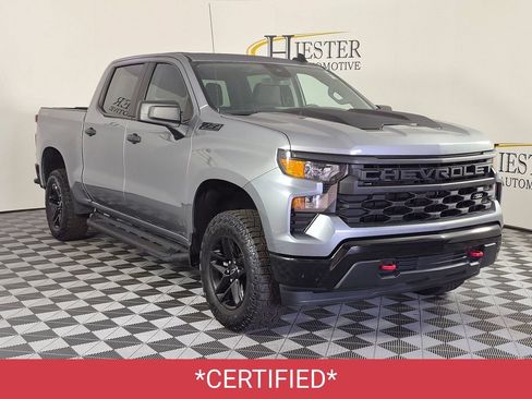 Certified 2024 Chevrolet Silverado 1500 Custom Trail Boss w/ LPO, Dark Essentials Package AWD/4WD image 2