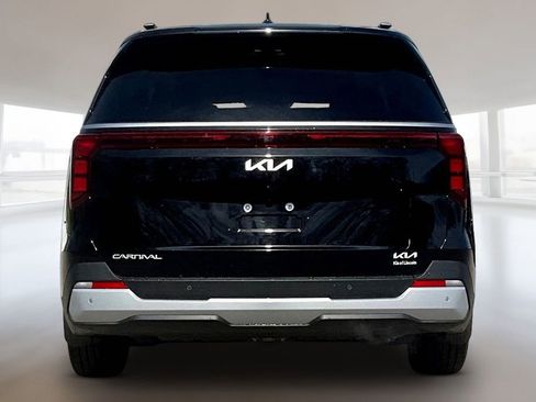 New 2026 Kia Carnival EX image 4