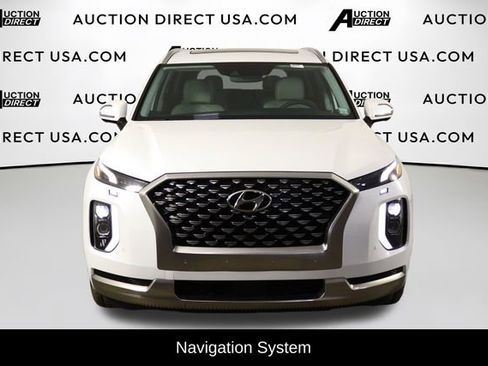 Used 2022 Hyundai Palisade Calligraphy FWD image 2