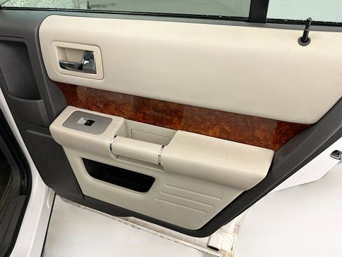 Used 2012 Ford Flex Limited w/ Equipment Group Order Code image 32