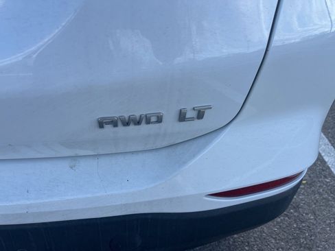 Used 2024 Chevrolet Equinox LT image 9