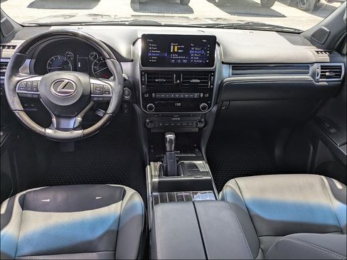 Used 2023 Lexus GX 460 Premium w/ Premium Package AWD/4WD image 18