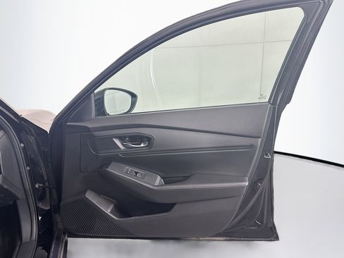 Used 2023 Honda Accord Sport image 31