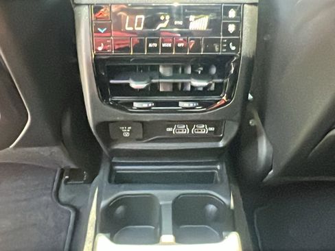 New 2025 Jeep Grand Cherokee L Limited w/ Luxury Tech Group II image 23