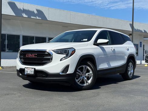 Used 2019 GMC Terrain SLE FWD image 2