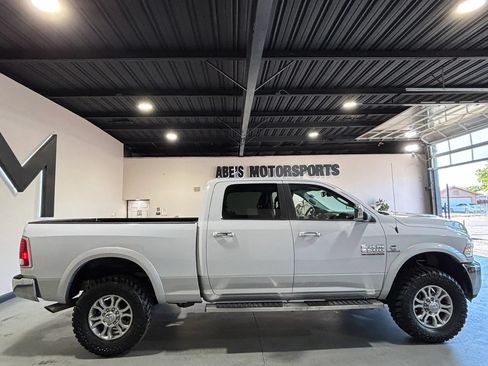 Used 2014 RAM 2500 Laramie w/ Convenience Group AWD/4WD image 4