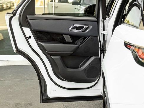 Used 2020 Land Rover Range Rover Velar R-Dynamic S image 19