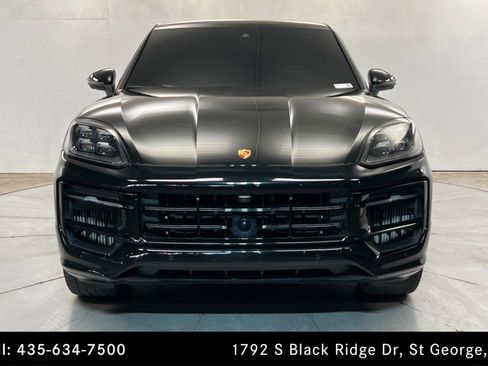 Used 2024 Porsche Cayenne S w/ Premium Package Plus (PP1) image 8