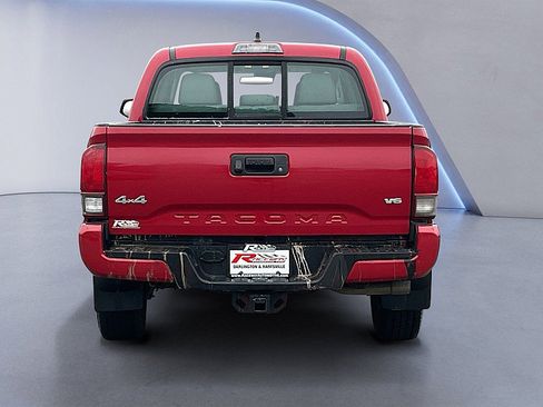 Used 2021 Toyota Tacoma SR image 4