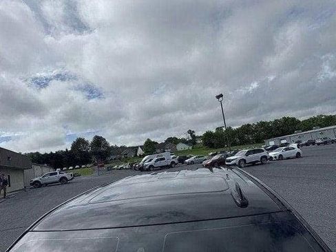 Used 2022 GMC Sierra 1500 AT4X image 9