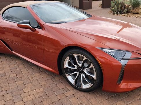 Used 2021 Lexus LC 500 Convertible w/ Touring Package RWD image 3