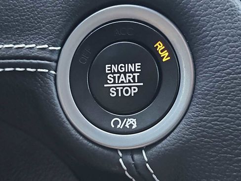 Used 2023 Chrysler 300 C RWD image 24