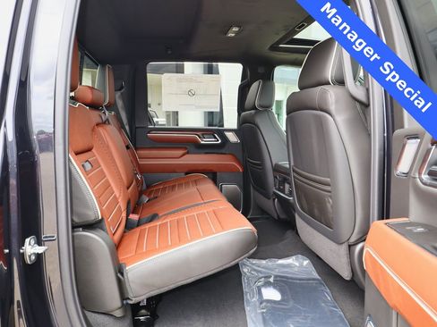 New 2025 GMC Sierra 3500 Denali Ultimate image 33