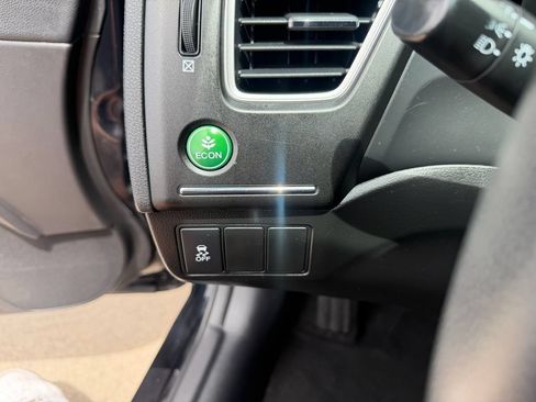 Used 2014 Honda Civic LX image 38