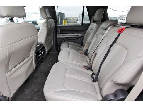 Used 2020 Ford Expedition Limited w/ Cargo Package image 7