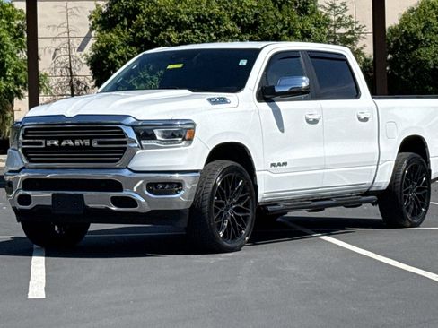 Used 2024 RAM 1500 Laramie AWD/4WD image 16