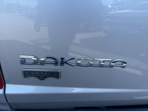 Used 2008 Dodge Dakota Laramie AWD/4WD image 18