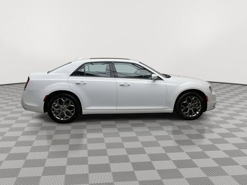 Used 2016 Chrysler 300 S w/ 300S Premium Group image 39