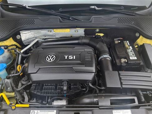 Used 2015 Volkswagen Beetle 1.8T FWD image 9
