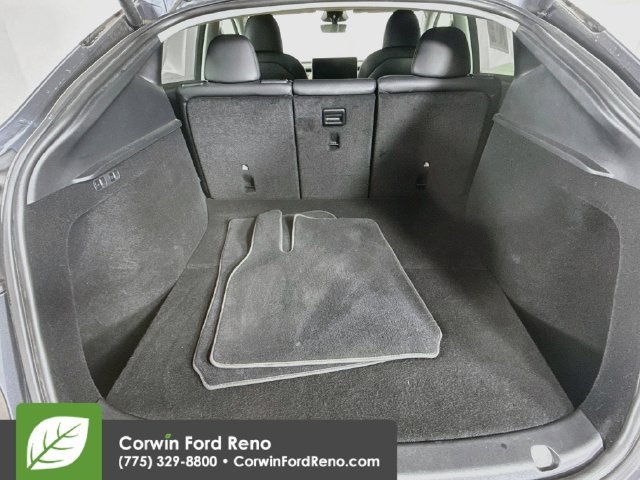 Used 2023 Tesla Model Y AWD image 27