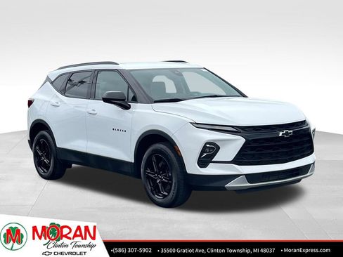 Certified 2024 Chevrolet Blazer LT w/ Convenience Package FWD image 9