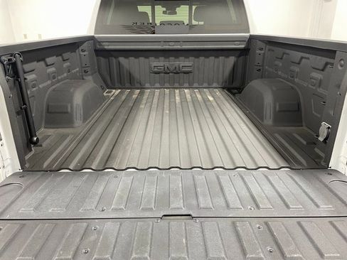 Used 2023 GMC Sierra 1500 Elevation w/ Preferred Package image 24